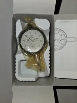 MITUTOYO 1044A DIAL INDICATOR 0.01-5MM 0.01MM