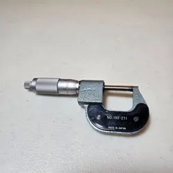 MICROMETER MODEL 193-211