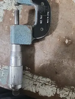 VINTAGE MITUTOYO NO. 193-211 DIGITAL MICROMETER 0-1