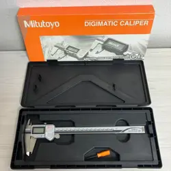 MITUTOYO DIGITAL CALIPER, 8
