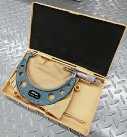 MITUTOYO 103-141 MICROMETER
