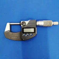 MITUTOYO MDC-25MX MICROMETER/MDC-25MX