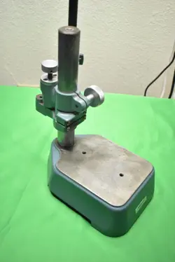 MITUTOYO 215-610 HEIGHT MASTER COMPARATOR STAND