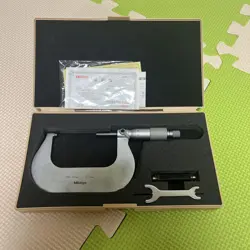 MITUTOYO MICROMETER 101-121 M210-75