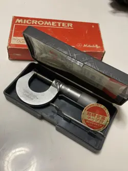 MITUTOYO MANUFACTURING MICROMETER M210-25 MITUTOYO VERY GOOD CONDITION 