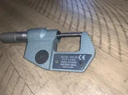DIGITAL MICROMETER 0-1