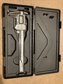 MITUTOYO DIGITAL CALIPER 500-762-10  CD-6”PMX