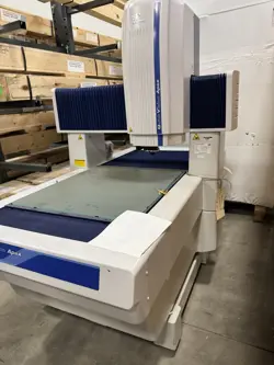 MITUTOYO CNC QUICK VISION PRO  MEASURING MACHINE APEX QV-X606P1L-D