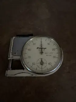 VINTAGE MITUTOYO THICKNESS GAUGE NO. 7308