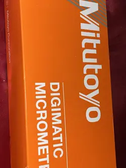 NEW MITUTOYO 293-832-30 DIGITAL MICROMETER