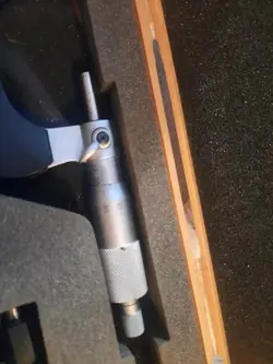 USED MITUTOYO MICROMETER