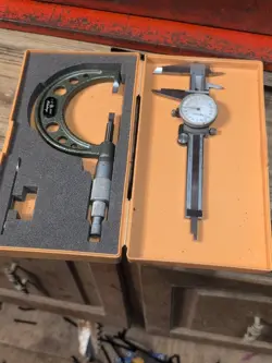 MITUTOYO DIAL CALIPER 4” INCH NO. 505-629 AND MICROMETER 122-126 W CASE 1-2
