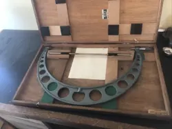 MITUTOYO 23-24” OUTSIDE MICROMETER 103-200 WOOD CASE STANDARD