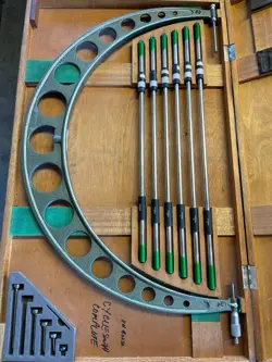 MITUTOYO 24”-30” MICROMETER #104-203
