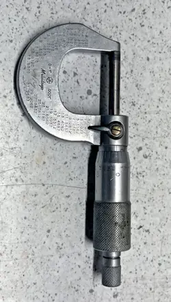 MITUTOYO MICROMETER 0-1