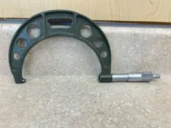 MITUTOYO 3-4 MICROMETER CALIPER FOR MEASUREMENT  * PRE-OWNED*  FREE SHIPPING