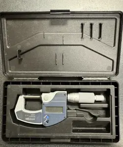 MITUTOYO MICROMETER 293-831-30 0-1
