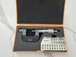 PERFECT CONDITION MITUTOYO 126-137 THREAD MICROMETER 0-1
