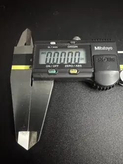 MITUTOYO 0-8” DIGITAL CALIPER 500-197-30