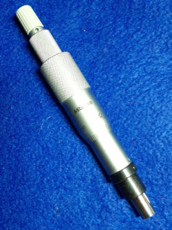 MITUTOYO MICROMETER HEAD, 0-25 MM,  0.01 MM GRAD, ~ 31 MM TOTAL TRAVEL