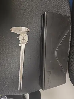 MITUTOYO DIAL CALIPER 0-8