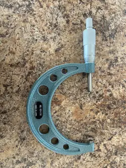MITUTOYO 103-218 OUTSIDE MICROMETER, BAKED-ENAMEL FINISH, RATCHET STOP, 3-4