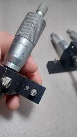 .0001 ANALOG MICRO-METER