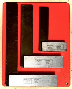 ￼ MITUTOYO 3 PCS ENGINEER‘S SQUARE SET  916-591, 916-592, 916-593 GRADE B