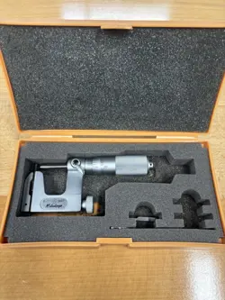 MITUTOYO MICROMETER 117-107 ACM-1