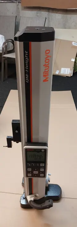 MITUTOYO QMH-24 AX HEIGHT GAGE