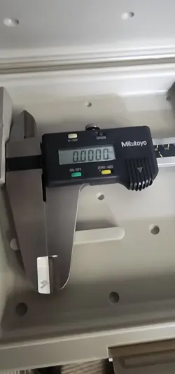 MITUTOYO 500-506-10CAL ABSOLUTE DIGITAL CALIPER 0-24