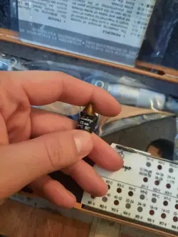 UNOPENED MITUTOYO SCREW