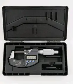 MITUTOYO 293-344-30 COOLANT PROOF IP65 DIGITAL MICROMETER《PRICED TO SELL》