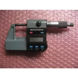MICROMETER MD-25M