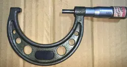 MITUTOYO 2-3” OUTSIDE MICROMETER WITH CARBIDE TIPPED ANVILS READS .0001”