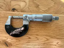 MICROMETER 0-25MM 0.01MM BY MITUTOYO