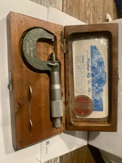 MITUTOYO 103-260 MICROMETER, OUTSIDE GAUGE , 0 TO 1