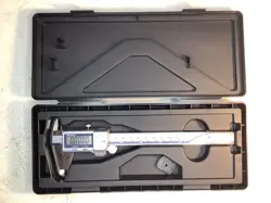 MITUTOYO DIGITAL CALIPER, 500-752-20 - 0-6IN - 0-150MM ( IP67 ) W/CASE CD-P6” S
