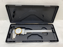MITUTOYO DIAL CALIPER 505-689 WITH CASE