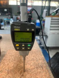 MITUTOYO ID-F150HE 543-558-1 ABSOLUTE DIGITAL INDICATOR STARRETT CRYSTAL 12X8
