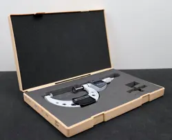 MITUTOYO DIGIMATIC DIGITAL MICROMETER NO. 323-253 FOR Ø 75-100 MM