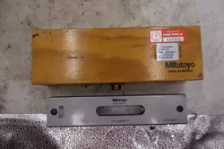MITUTOYO 8'' PRECISION LEVEL 960-616 IN BOX. SERIAL # 708006