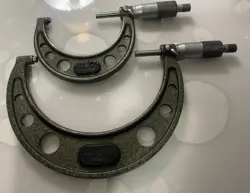 MITUTOYO 2