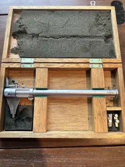 VINTAGE MITUTOYO UNIVERSAL VERNIER CALIPER 190 - 101