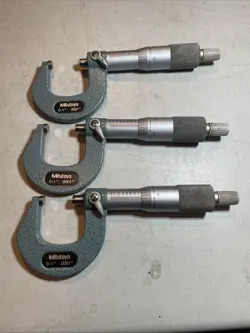 (1)MITUTOYO 0-1” .0001” OUTSIDE MICROMETER W/ CARBIDE FACES+RATCHET/SPINDLE LOCK