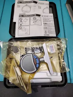 NEW MITUTOYO DIGIMATIC DIGITAL DEPTH GAUGE 0-8