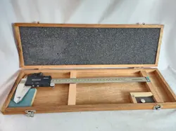 MITUTOYO 0-12” ABS DIGITAL CALIPER 500-323-CD-12 300MM SIDE BUTTONS 
