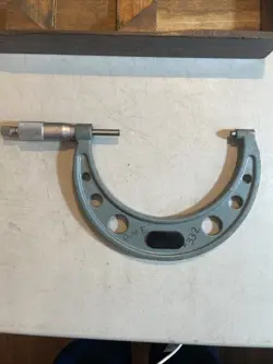 MITUTOYO 4-5”