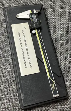 MITUTOYO 8” DIGIMATIC CALIPERS 500-172-20 GENUINE