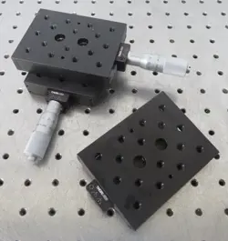 C197631 LOT 3 THORLABS LINEAR POSITIONING STAGES XY W/ MITUTOYO 25MM MICROMETERS